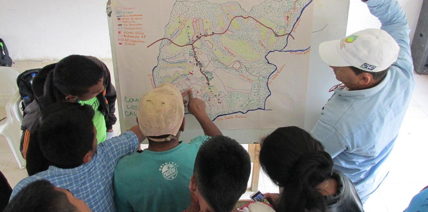 CVC E INDÍGENAS TRABAJARÁN UNIDOS POR CONSERVACIÓN DE LA CUENCA DEL RIO FRAYLE