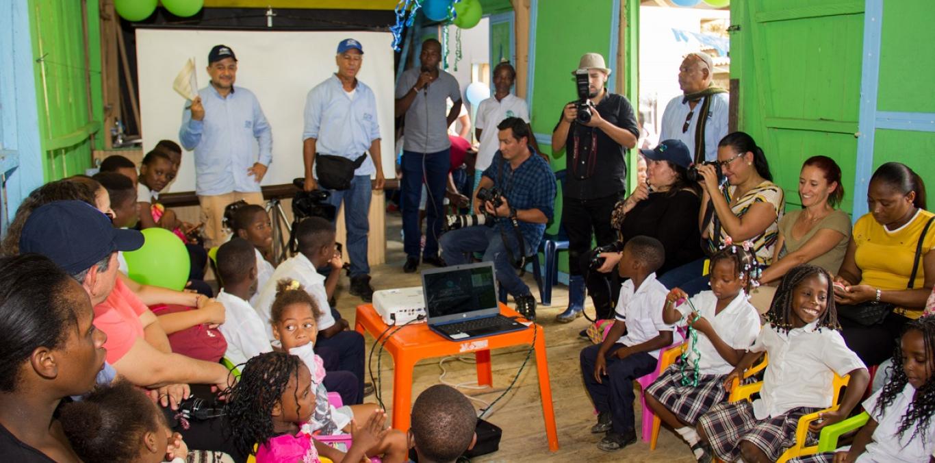 FIRMAN ACUERDO PARA LA PROTECCIÓN DE 900 HECTÁREAS DE MANGLAR EN BAHÍA MÁLAGA