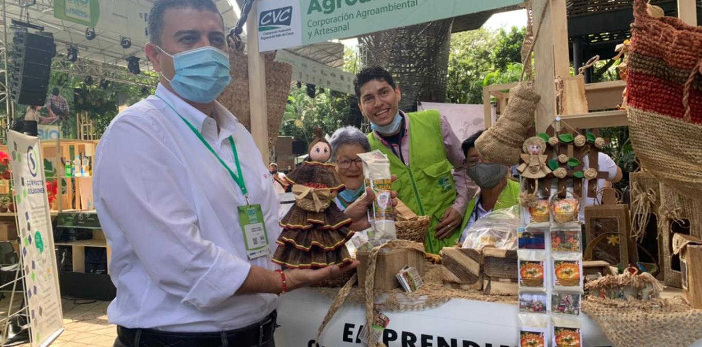 LOS NEGOCIOS VERDES VALLECAUCANOS SE TOMARON A MEDELLÍN