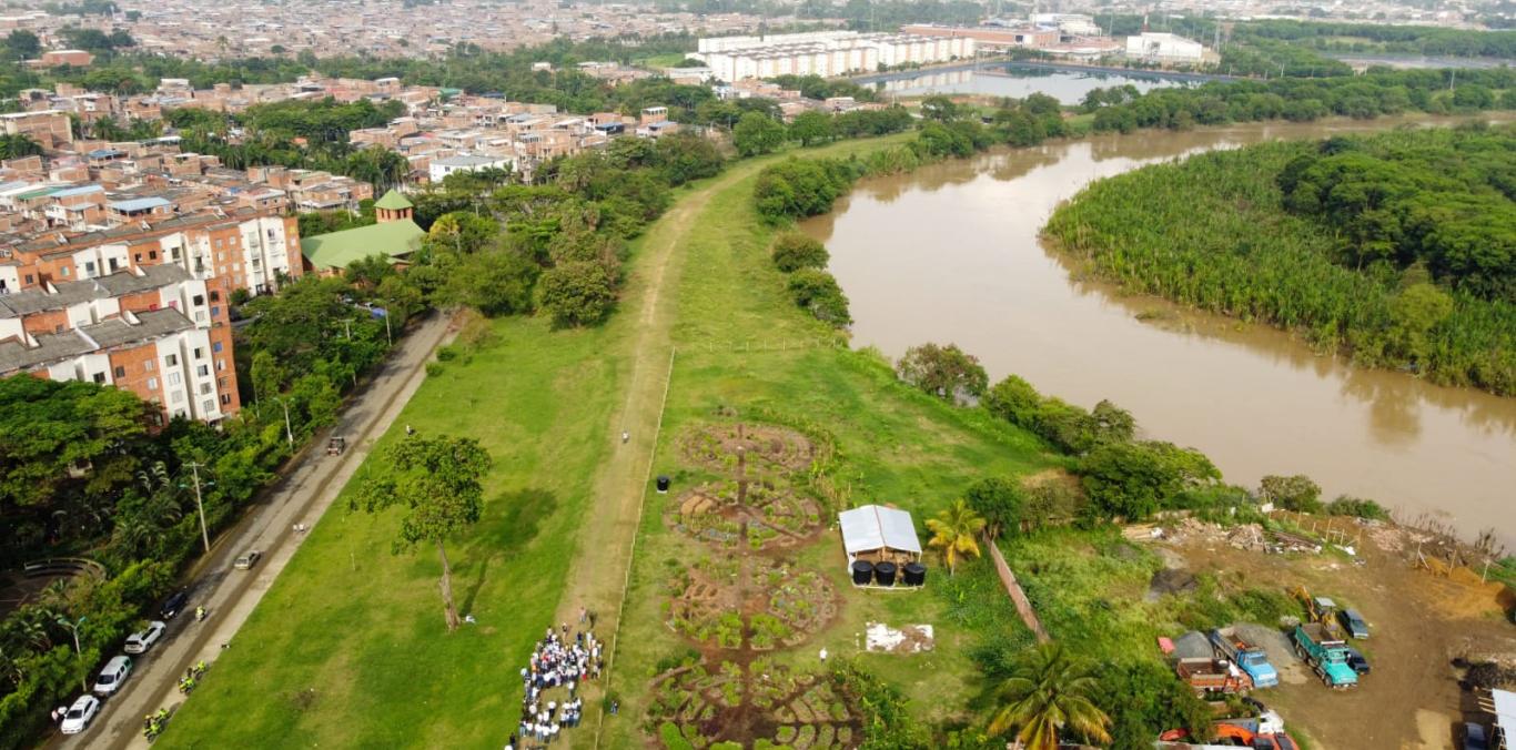 11.4 KILÓMETROS DEL JARILLÓN DEL RÍO CAUCA YA ESTÁN TERMINADOS 