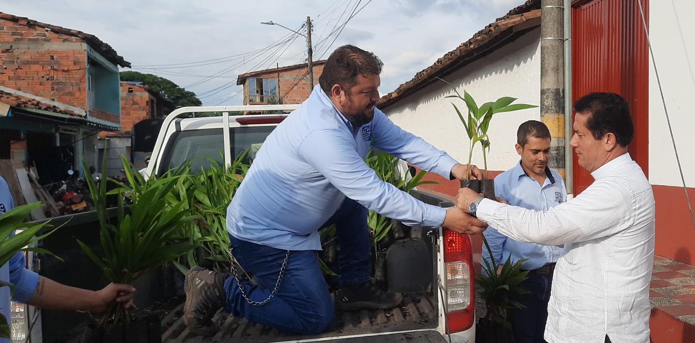 "ESTAMOS FELICES DE PODER CONTRIBUIR EN ESTA TRADICIÓN CATÓLICA"