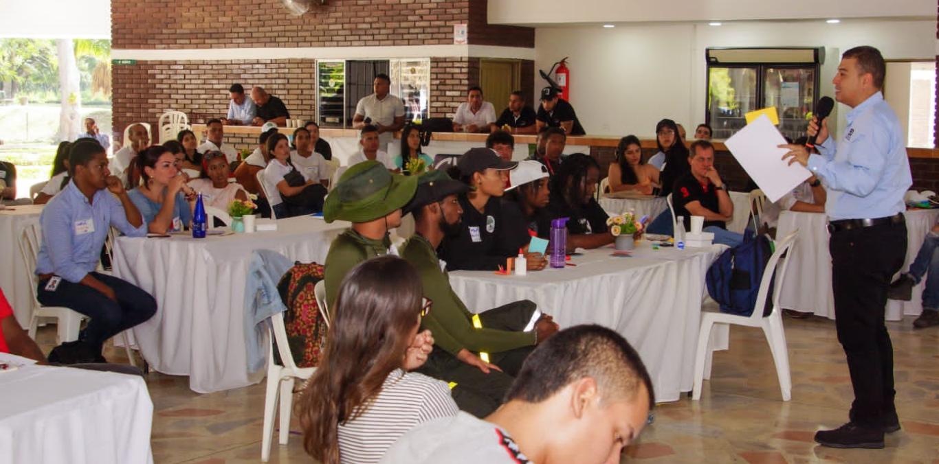 JOVENES DEL SUROCCIDENTE VALLECAUCANO LE APUESTAN A LA GESTIÓN AMBIENTAL