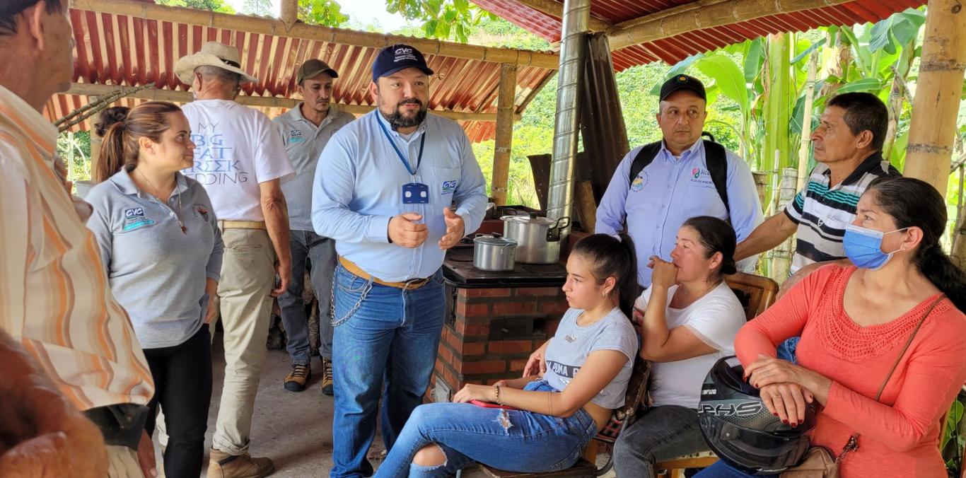 ESTUFAS ECOEFICIENTES PARA EL AMBIENTE Y LA SALUD DE LOS NORTEVALLECAUCANOS 