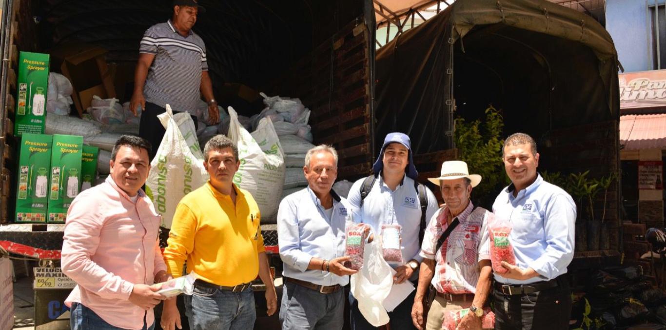 EN ANSERMANUEVO, LA CVC LLEGÓ A 5.500 FAMILIAS BENEFICIADAS CON EL PROGRAMA "POR UN CAMPO MÁS SOSTENIBLE"