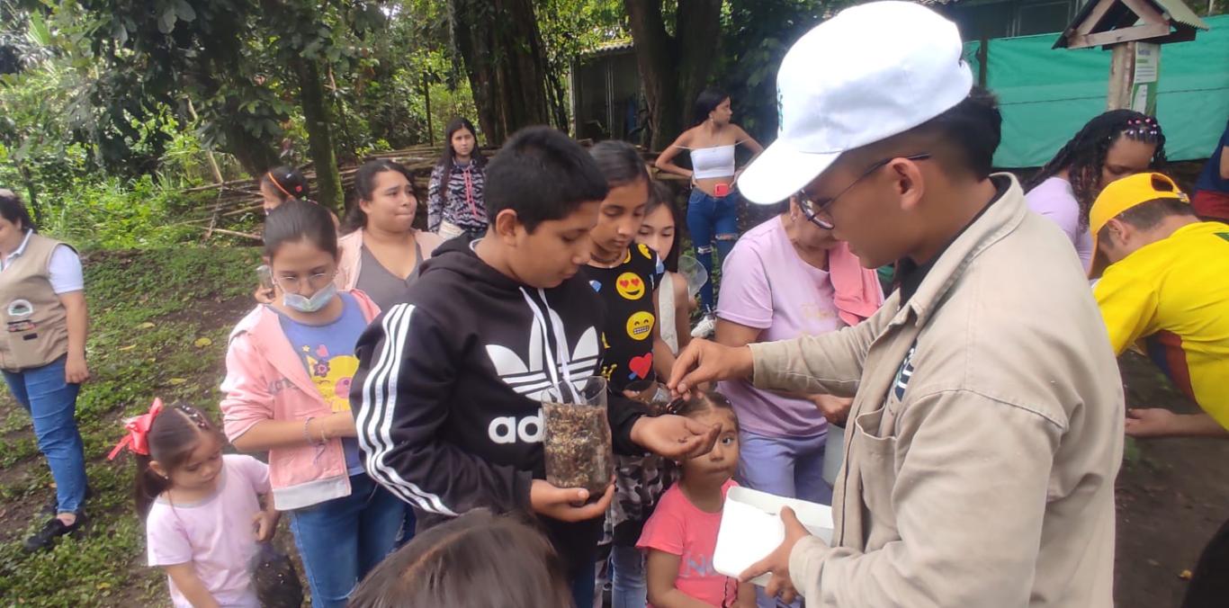 CVC Y FUNDACIÓN BIODESS CONTINÚAN CON PROGRAMA DE RELEVO GENERACIONAL EN PALMIRA    