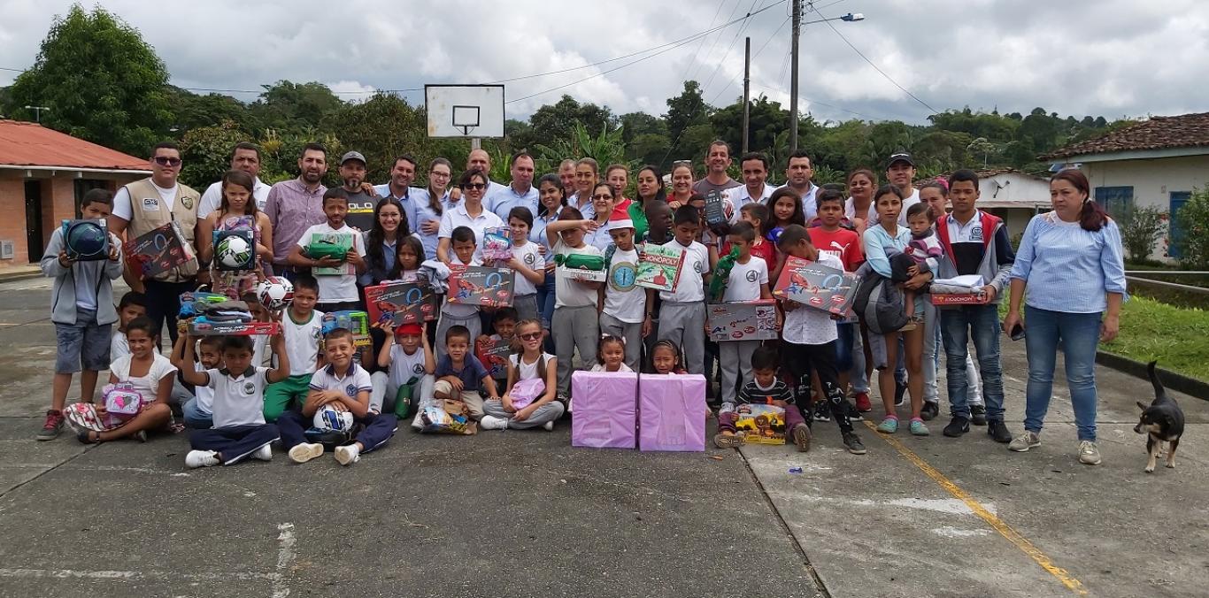 LA CVC LE APUESTA A VIVIR UNA "NAVIDAD EN PAZ CON LA NATURALEZA"  