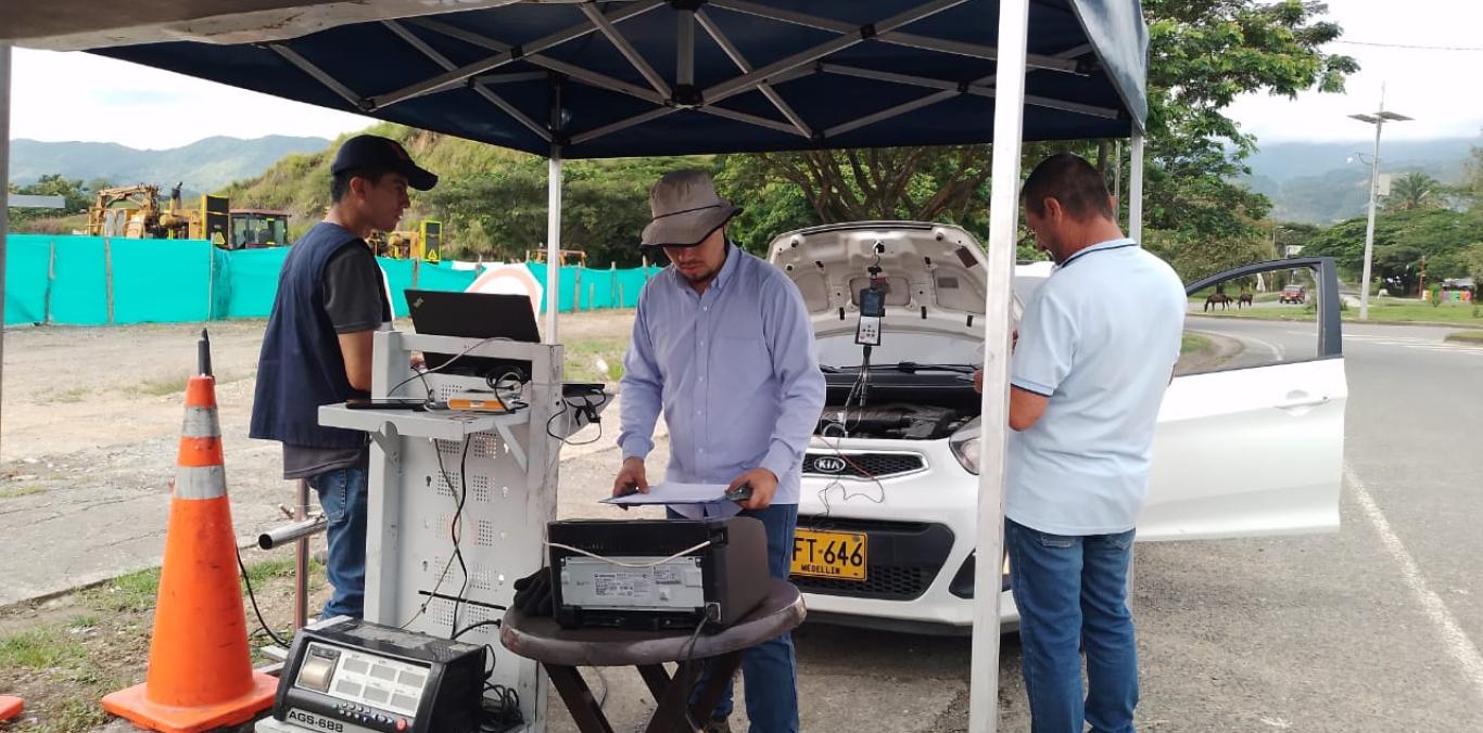 LA CVC LIDERÓ MONITOREO A LA CALIDAD DEL AIRE EN ANSERMANUEVO  