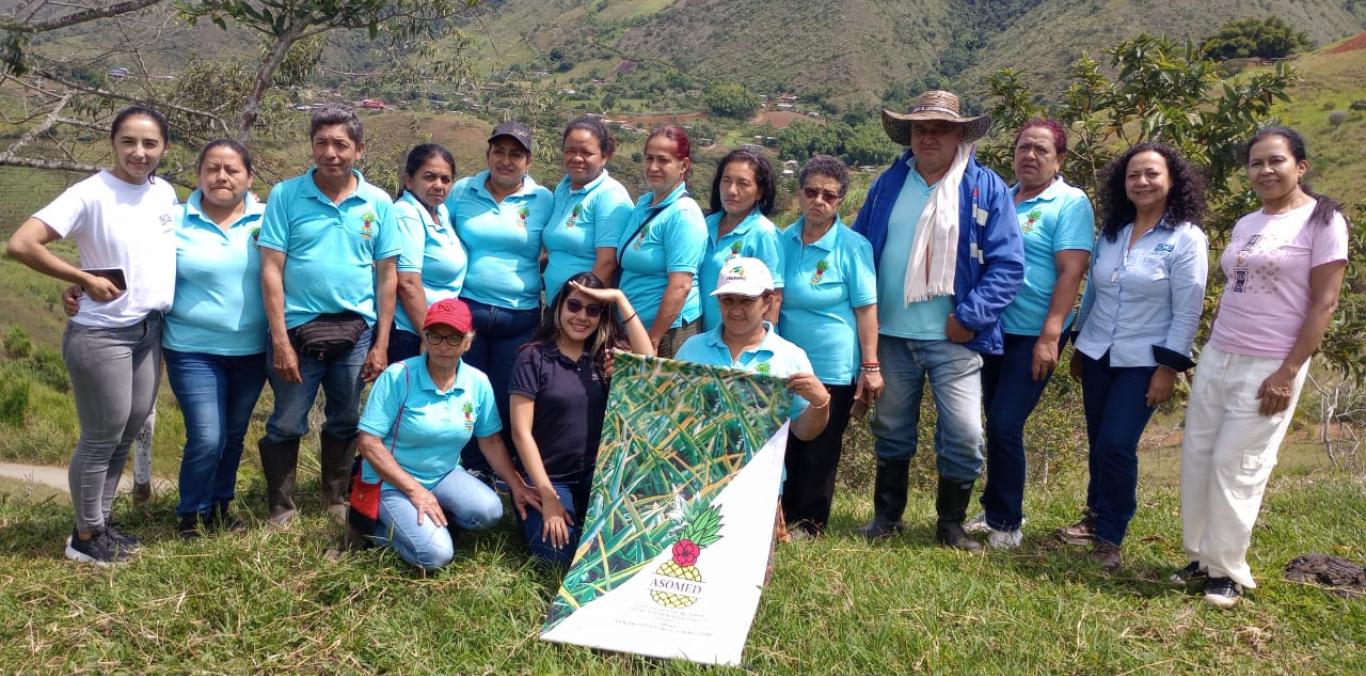 CVC INVIERTE 1.264 MILLONES EN FORTALECIMIENTO A GRUPOS DE MUJERES PARA QUE PRODUZCAN MÁS LIMPIAMENTE