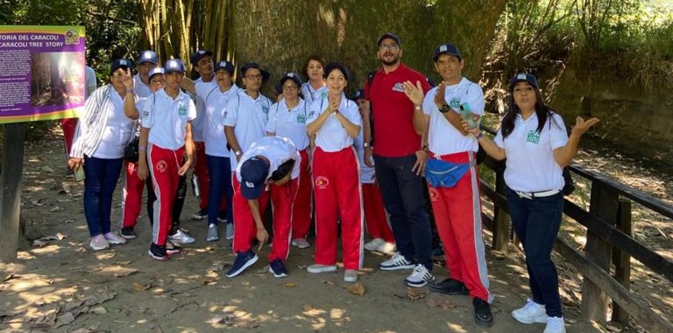 NIÑOS EN CONDICIÓN DE DISCAPACIDAD VISITARON EL PARQUE NACIONAL DE LA UVA