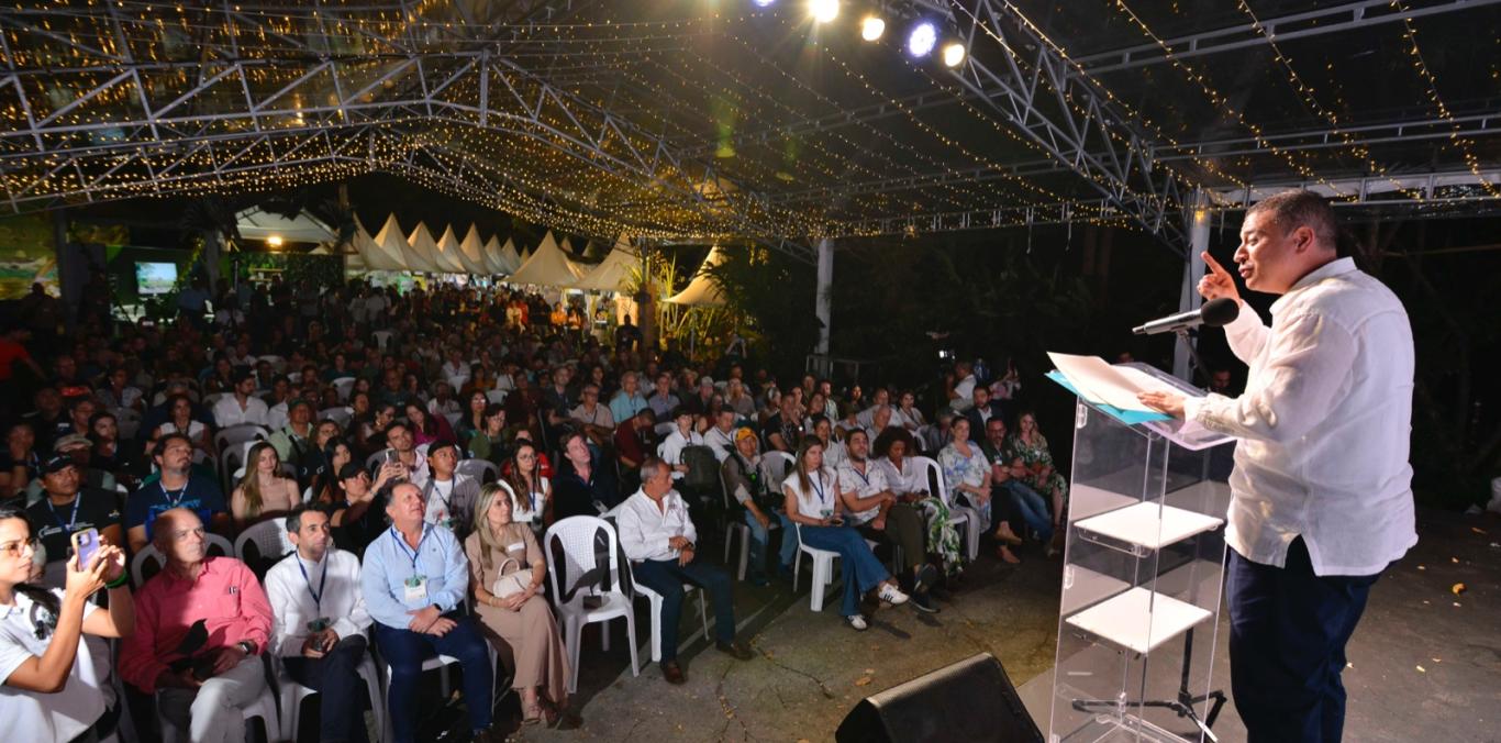  EN COLOMBIA BIRDFAIR LANZAN DOCUMENTAL QUE MUESTRA LA BELLEZA DE LAS AVES DE CALI