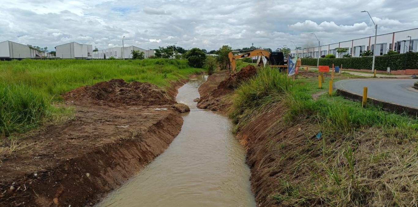 SE REALIZÓ LIMPIEZA DEL CANAL DEL NORTE EN JAMUNDÍ