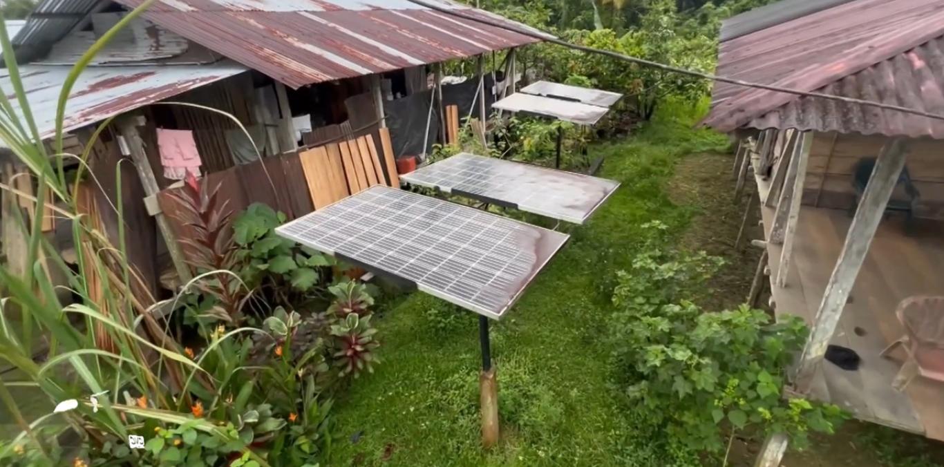 LOS SISTEMAS FOTOVOLTAICOS MEJORARON LA VIDA EN MALAGUITA, BUENAVENTURA