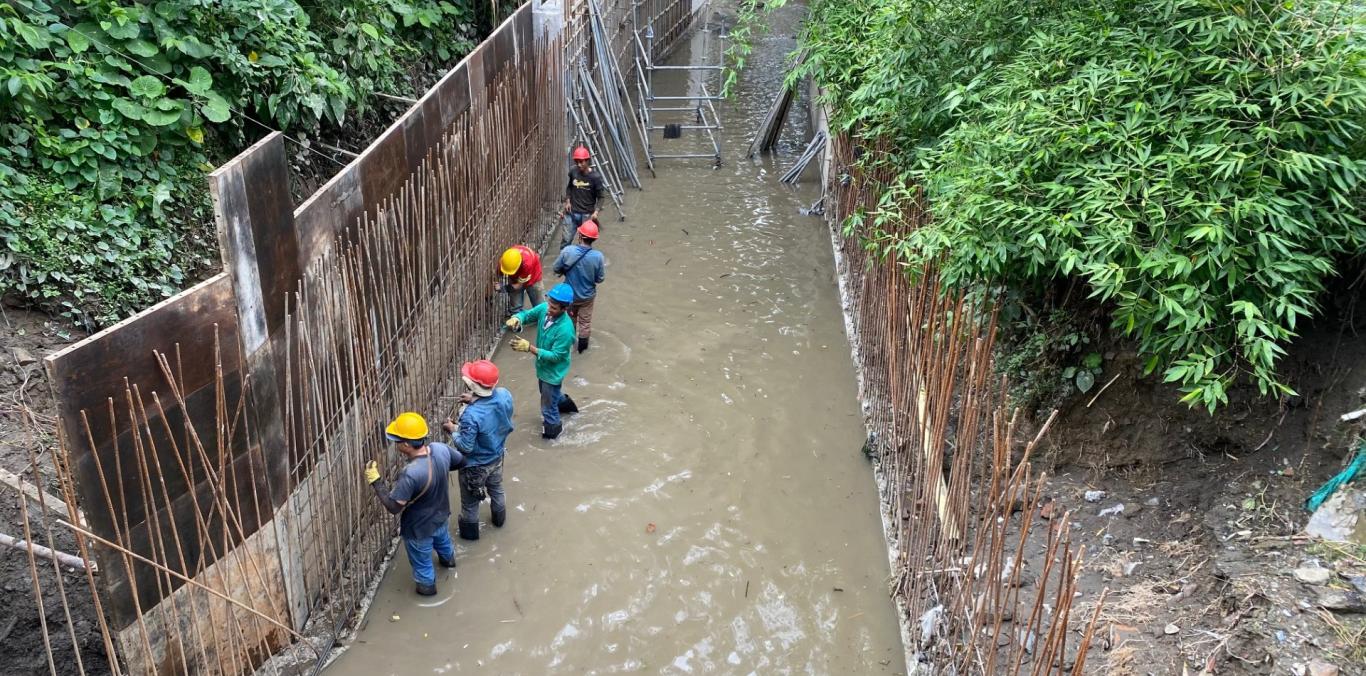 ENTREGAMOS OBRAS DE CANALIZACIÓN DEL ZANJÓN ORTEZ EN CARTAGO