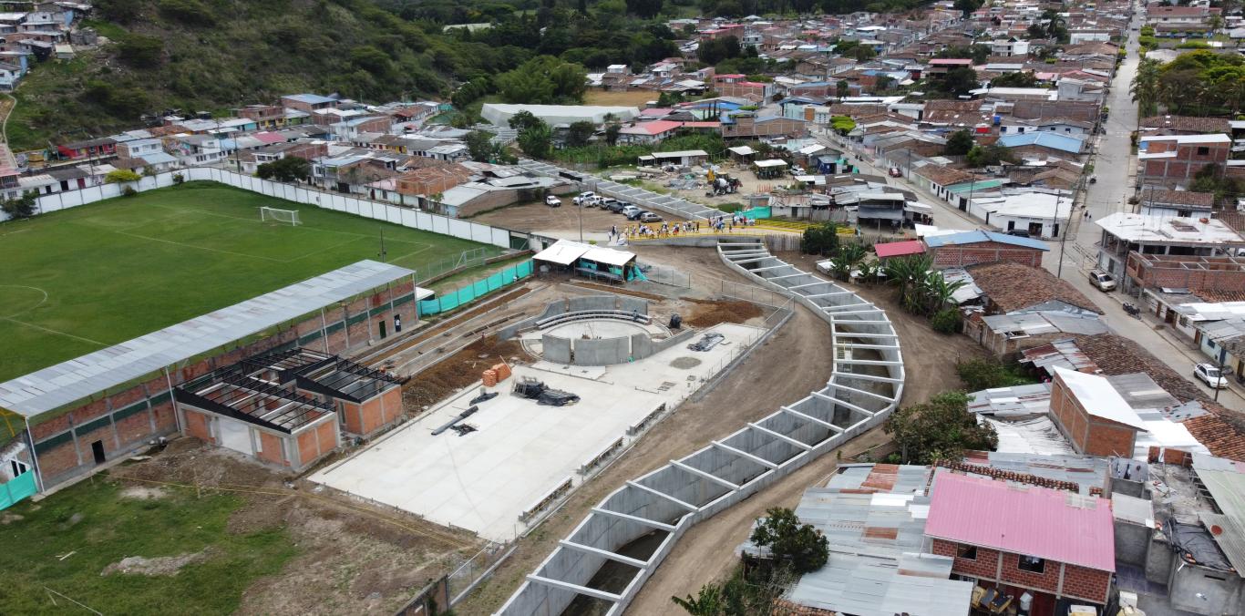 CESÓ LA HORRIBLE NOCHE PARA HABITANTES DE EL DOVIO VALLE: CVC ENTREGÓ OBRAS DE GESTIÓN DEL RIESGO