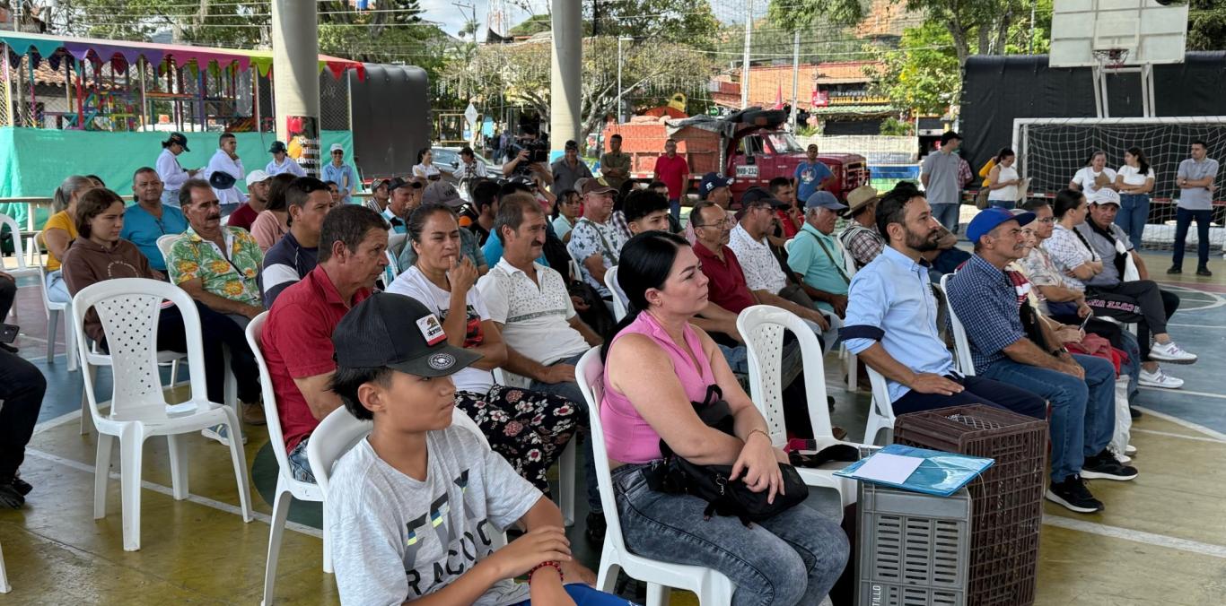 POR UN CAMPO MÁS SOSTENIBLE REGRESÓ A ANSERMANUEVO