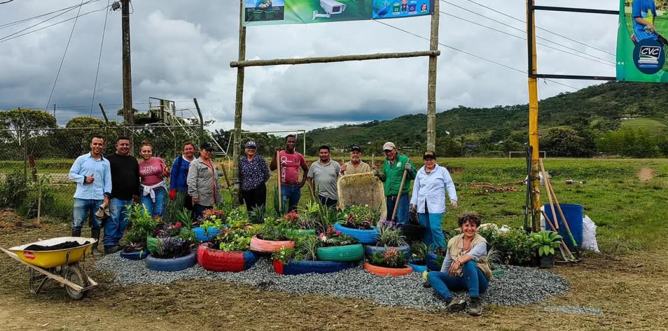 COMUNIDAD DE EL QUEREMAL Y CVC TRANSFORMAN PUNTO CRÍTICO DE BASURAS EN EJEMPLO DE SOSTENIBILIDAD