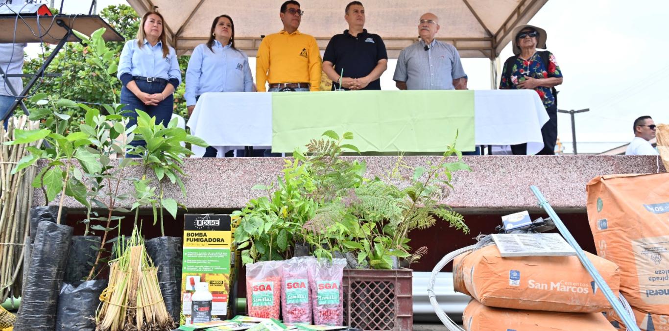 55 FAMILIAS CAMPESINAS DE PRADERA SE BENEFICIAN CON KITS DE SEGURIDAD ALIMENTARIA