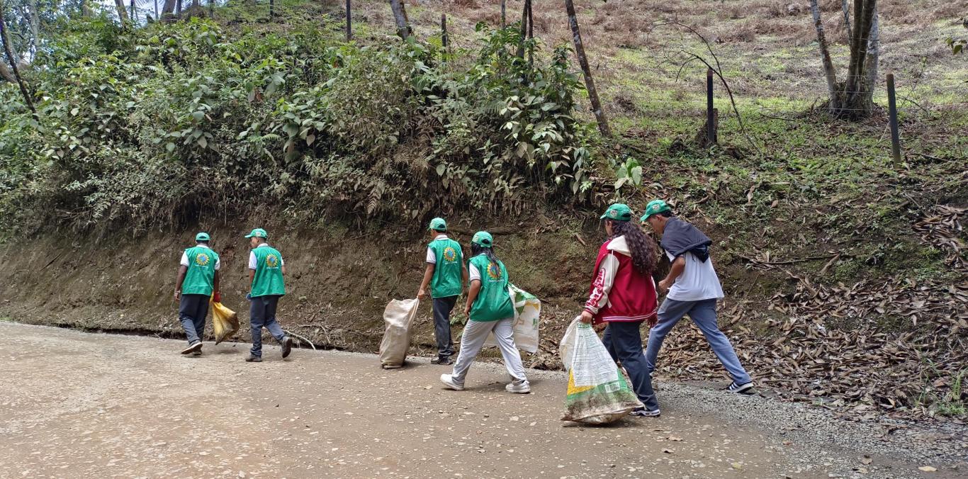 RESIDUOS SÓLIDOS, UNA PROBLEMÁTICA AMBIENTAL EN LA VÍA A BITACO
