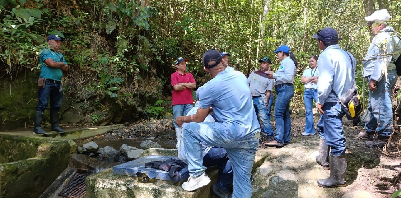 SE ADELANTA DIAGNÓSTICO INTEGRAL A ACUEDUCTOS RURALES EN LA UNION, VALLE