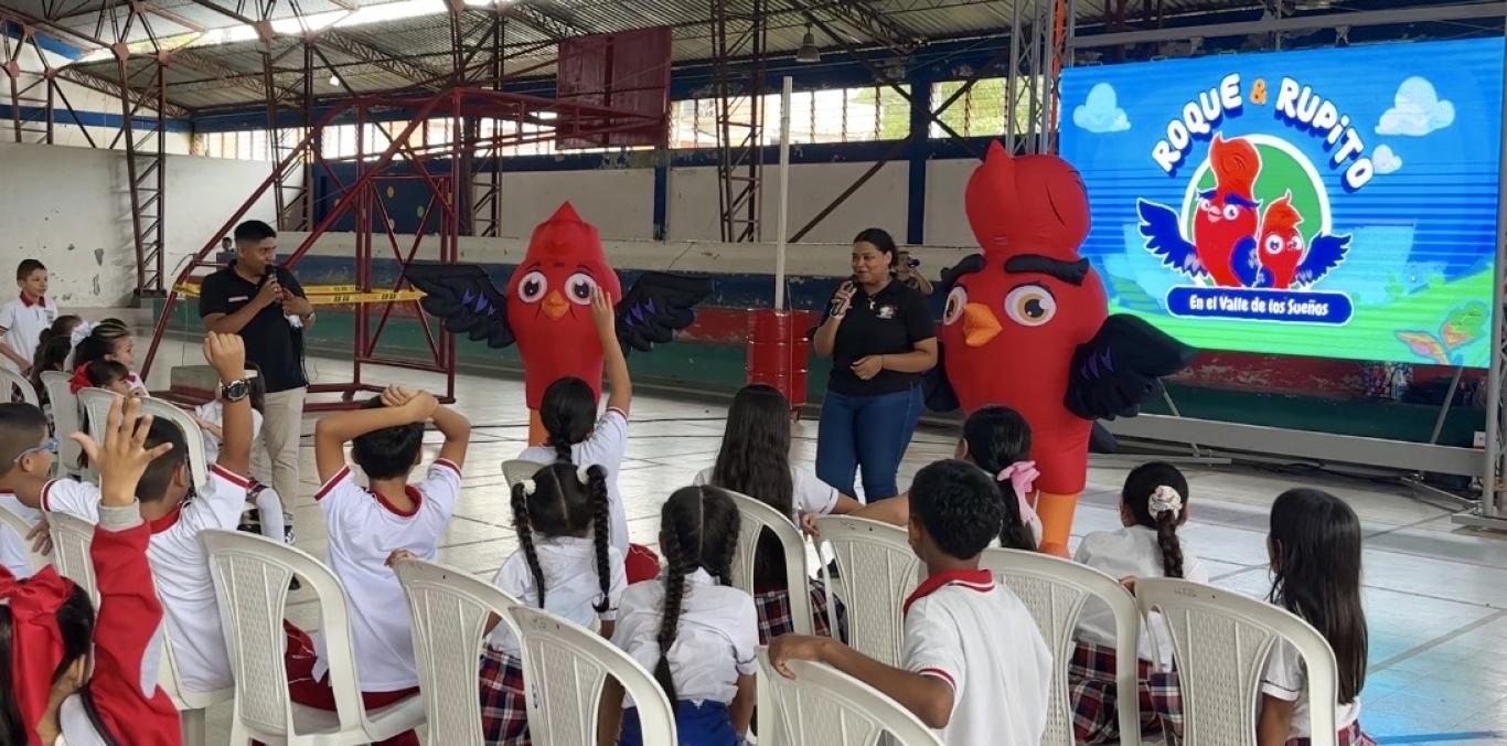 ROQUE Y RUPITO ENCENDIERON LA IMAGINACIÓN DE LOS NIÑOS EN SAN PEDRO
