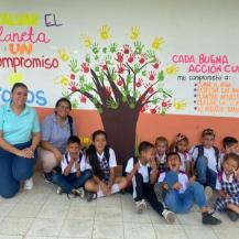 ESTUDIANTES DE ZONA RURAL DE LA VICTORIA SE DIVIERTEN APRENDIENDO SOBRE MEDIO AMBIENTE