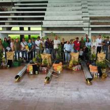 CVC ENTREGÓ 45 KITS DE SEGURIDAD ALIMENTARIA EN EL CENTRO NORTE DEL VALLE DE CAUCA