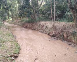 QUEBRADA EL LÁZARO, EN TORO, ESTÁ SIENDO DESCOLMATADA