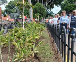 CVC ENTREGÓ AL DAGMA LOS SEPARADORES VIALES DE LA AVENIDA GUADALUPE Y LA CALLE 44 NORTE