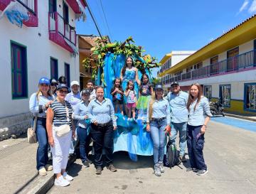 EL CARNAVAL DEL AGUA LLENÓ A LAS CALLES DE ALCALÁ DE COLOR, CULTURA Y CONCIENCIA