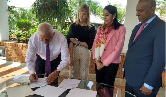 CVC, UNIVALLE E INFIVALLE UNEN ESFUERZOS POR EL AMBIENTE 