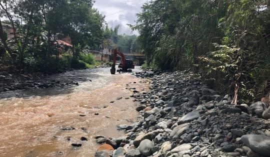 DESCOLMATACIÓN DEL RÍO DAGUA ES UNA REALIDAD