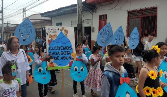 LA CVC PARTICIPÓ EN LA NOVENA VERSIÓN DEL CARNAVAL DEL AGUA EN ALCALÁ, LA VILLA DEL SAMÁN