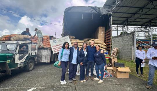 67 FAMILIAS DE SEVILLA RECIBIERON KITS DE SEGURIDAD ALIMENTARIA